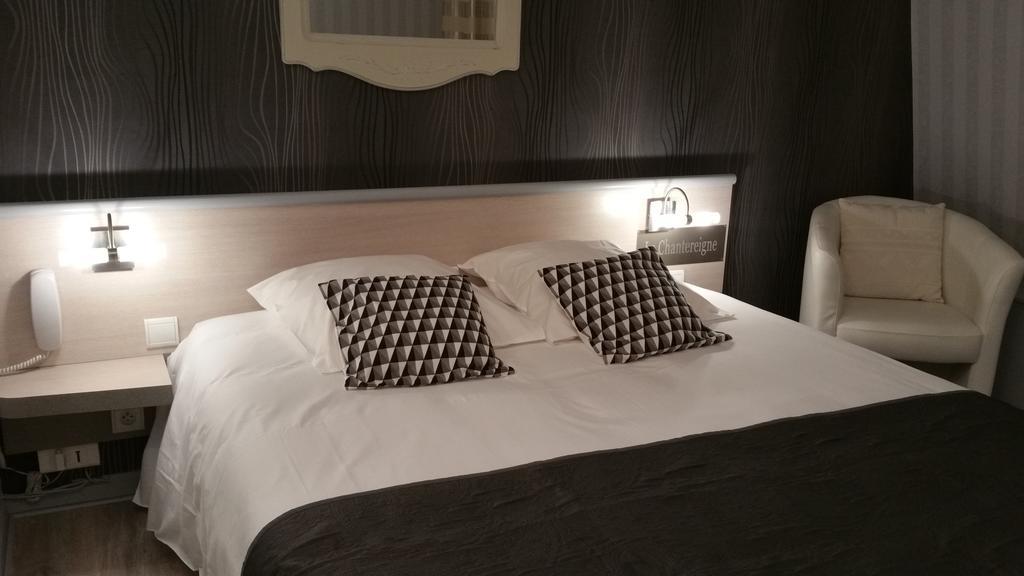 Hotel Le Chantereigne Les Noes-pres-Troyes Exterior photo